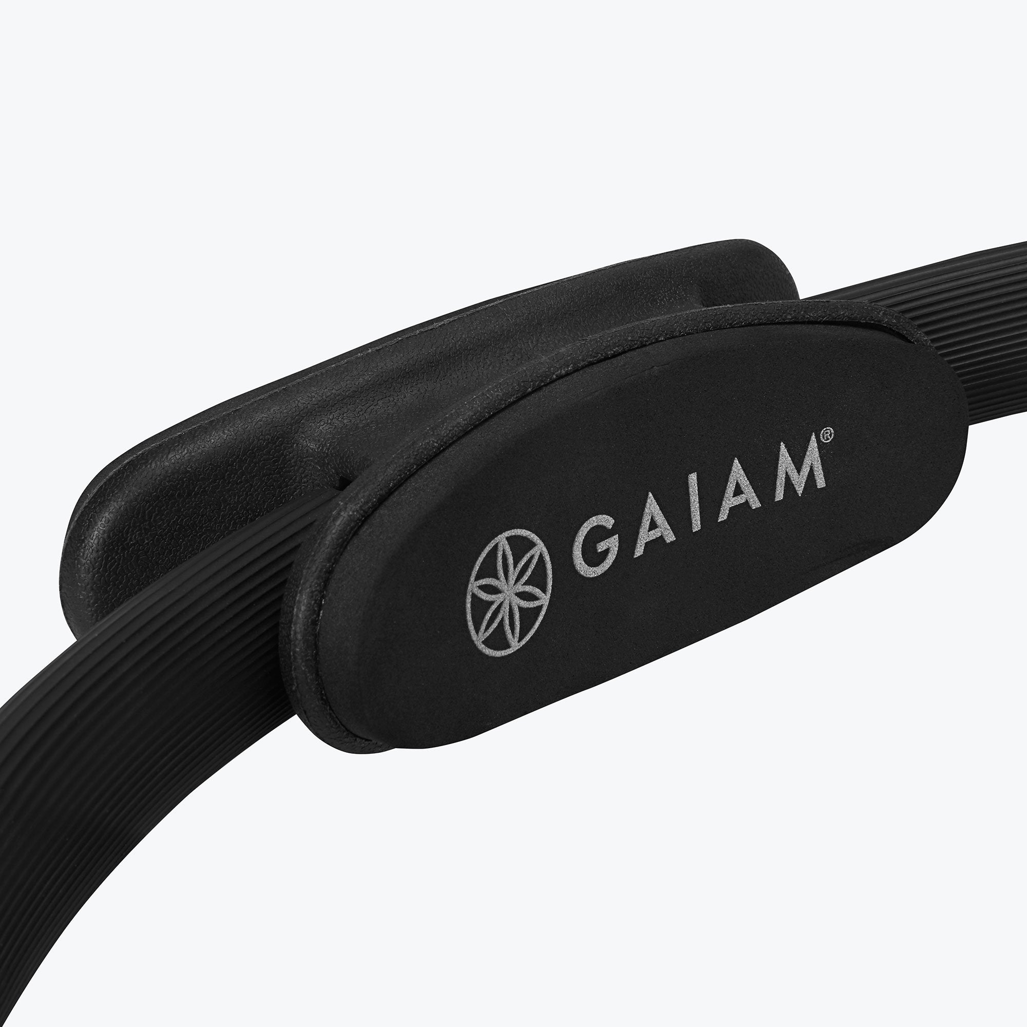 05-63872_GAIAM-PILATES-RING_C.jpg